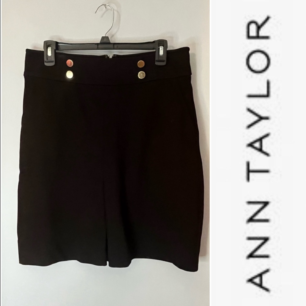 EUC Ann Taylor Factory black skirt with gold buttons size 10.